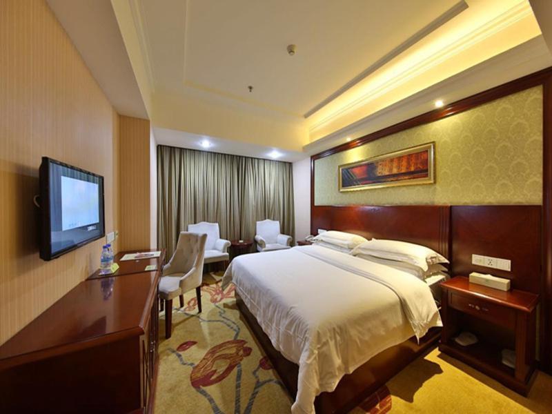 Vienna Hotel Zhangjiajie North Railway Station Екстер'єр фото